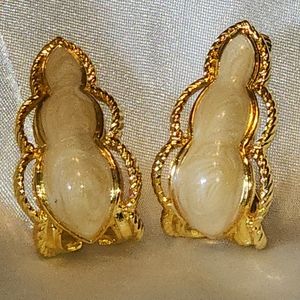 Rich Goldtone and Creamy Champagne color Enamel Earrings